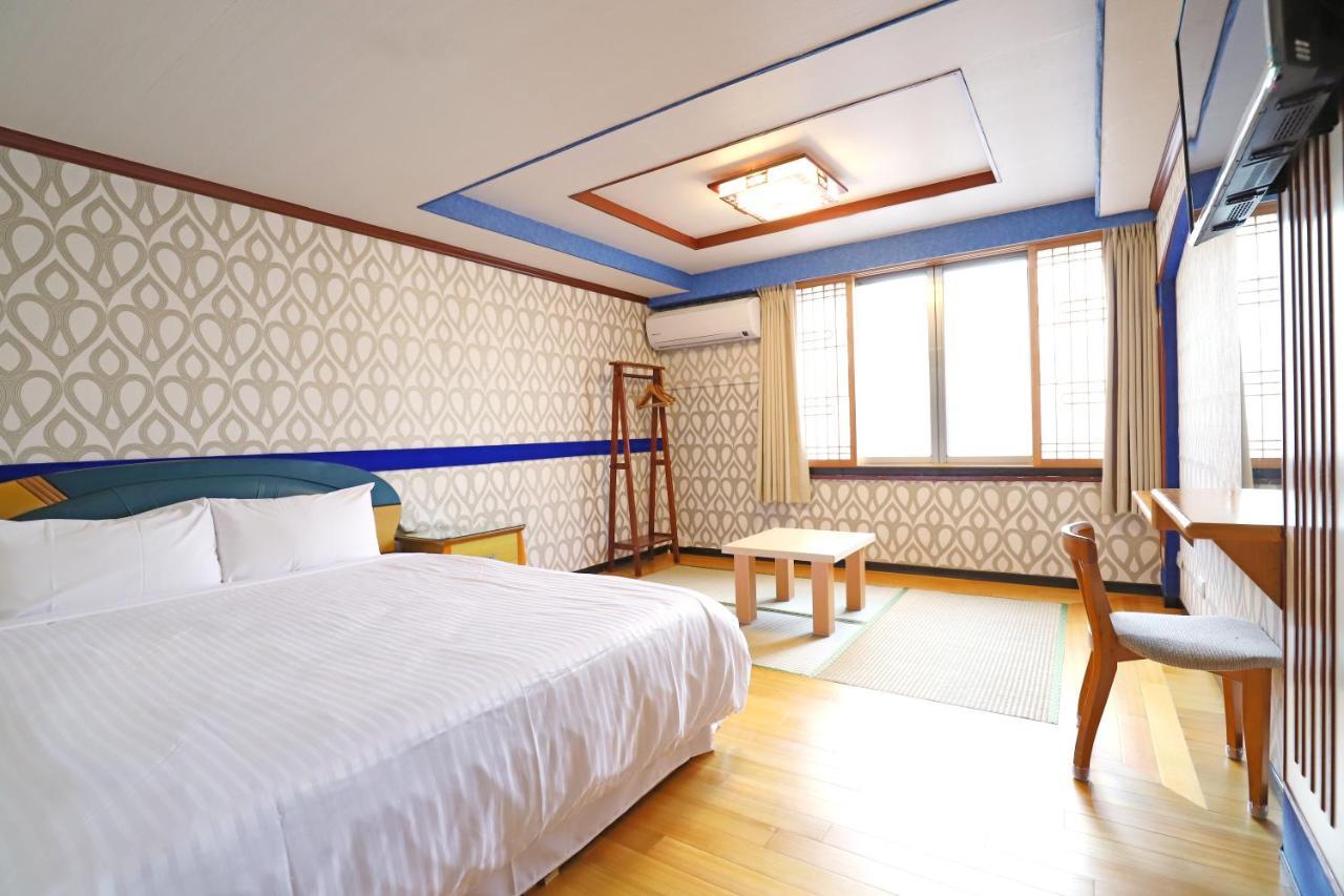 טאיפיי Phoenix Pavilion Hot Spring Hotel מראה חיצוני תמונה