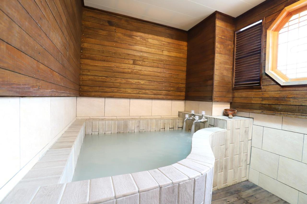 טאיפיי Phoenix Pavilion Hot Spring Hotel מראה חיצוני תמונה