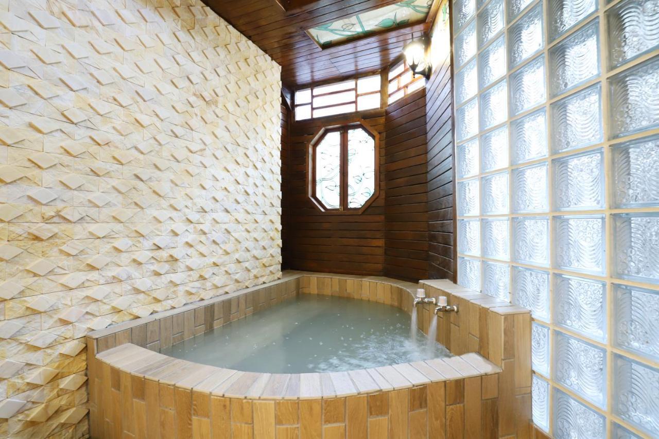 טאיפיי Phoenix Pavilion Hot Spring Hotel מראה חיצוני תמונה