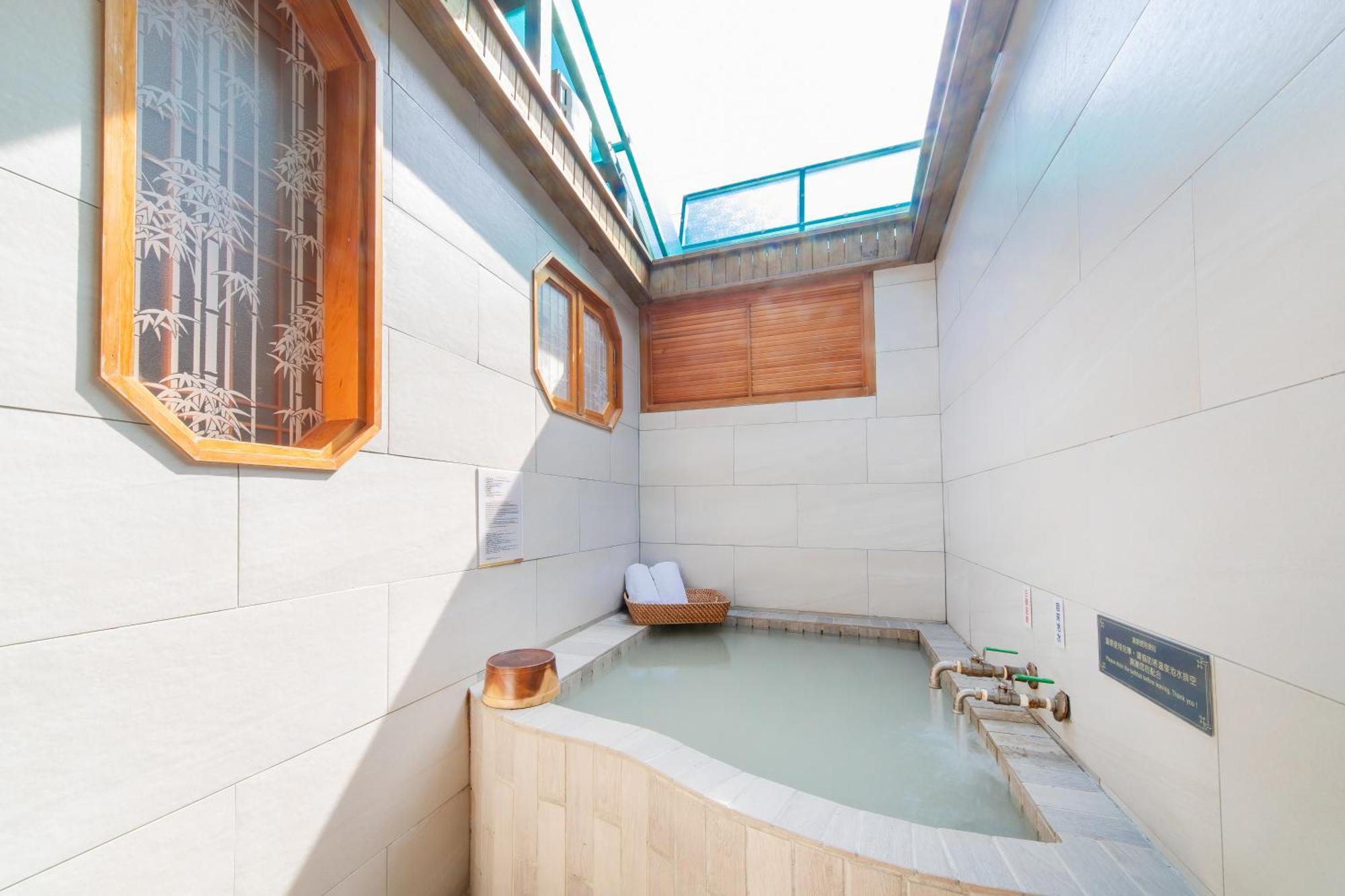 טאיפיי Phoenix Pavilion Hot Spring Hotel מראה חיצוני תמונה