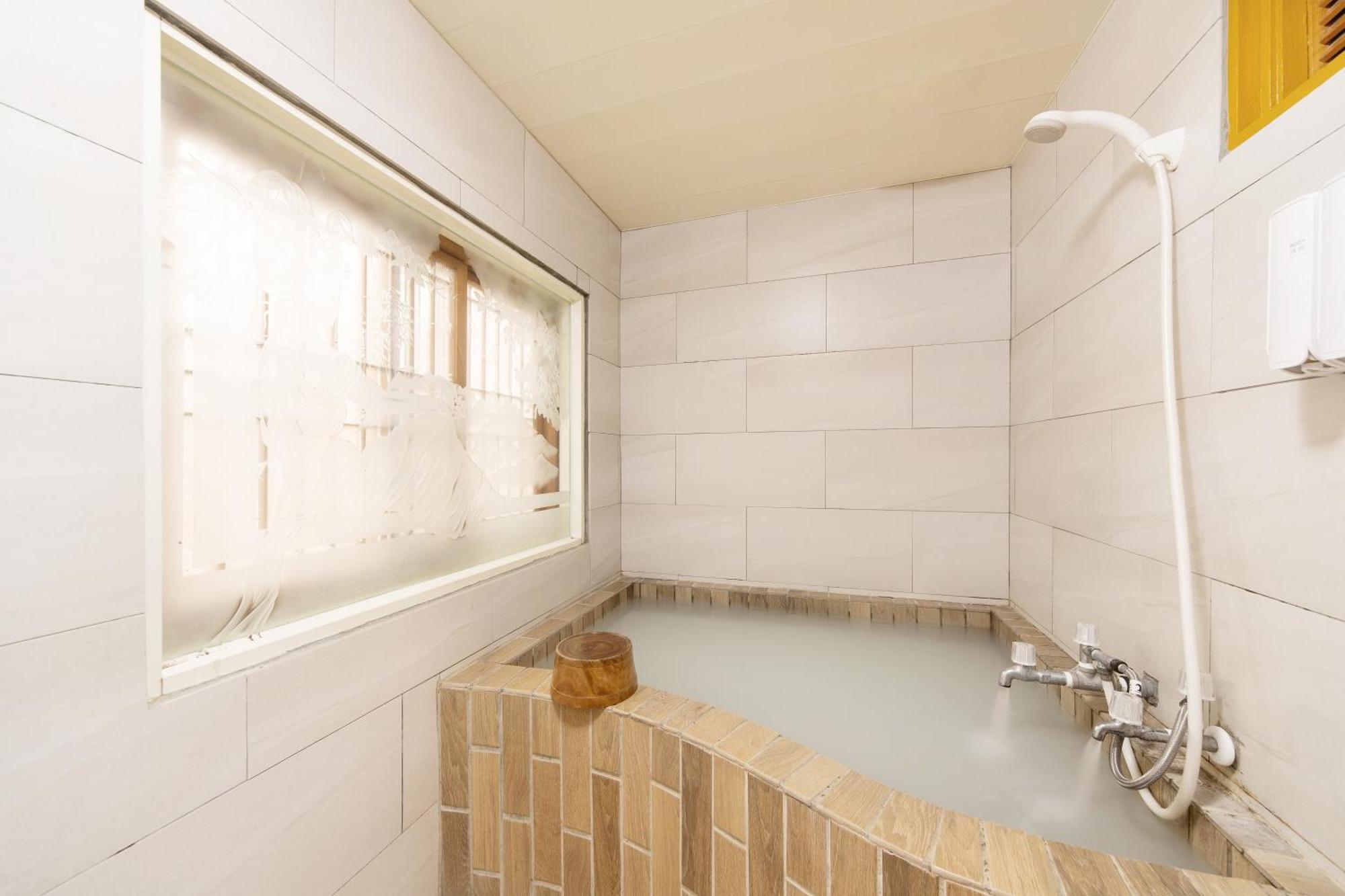 טאיפיי Phoenix Pavilion Hot Spring Hotel מראה חיצוני תמונה